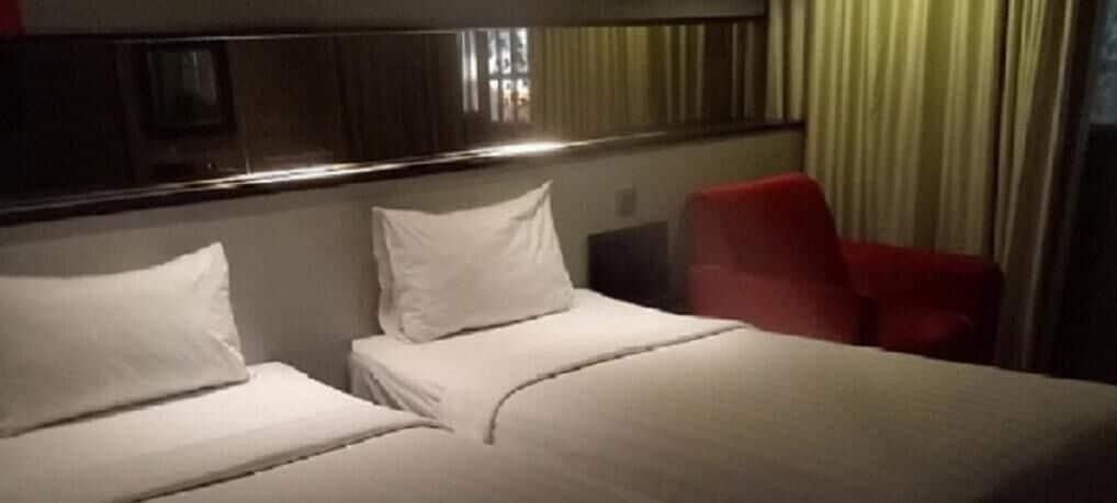 Cabin Hotel Jakarta Extérieur photo